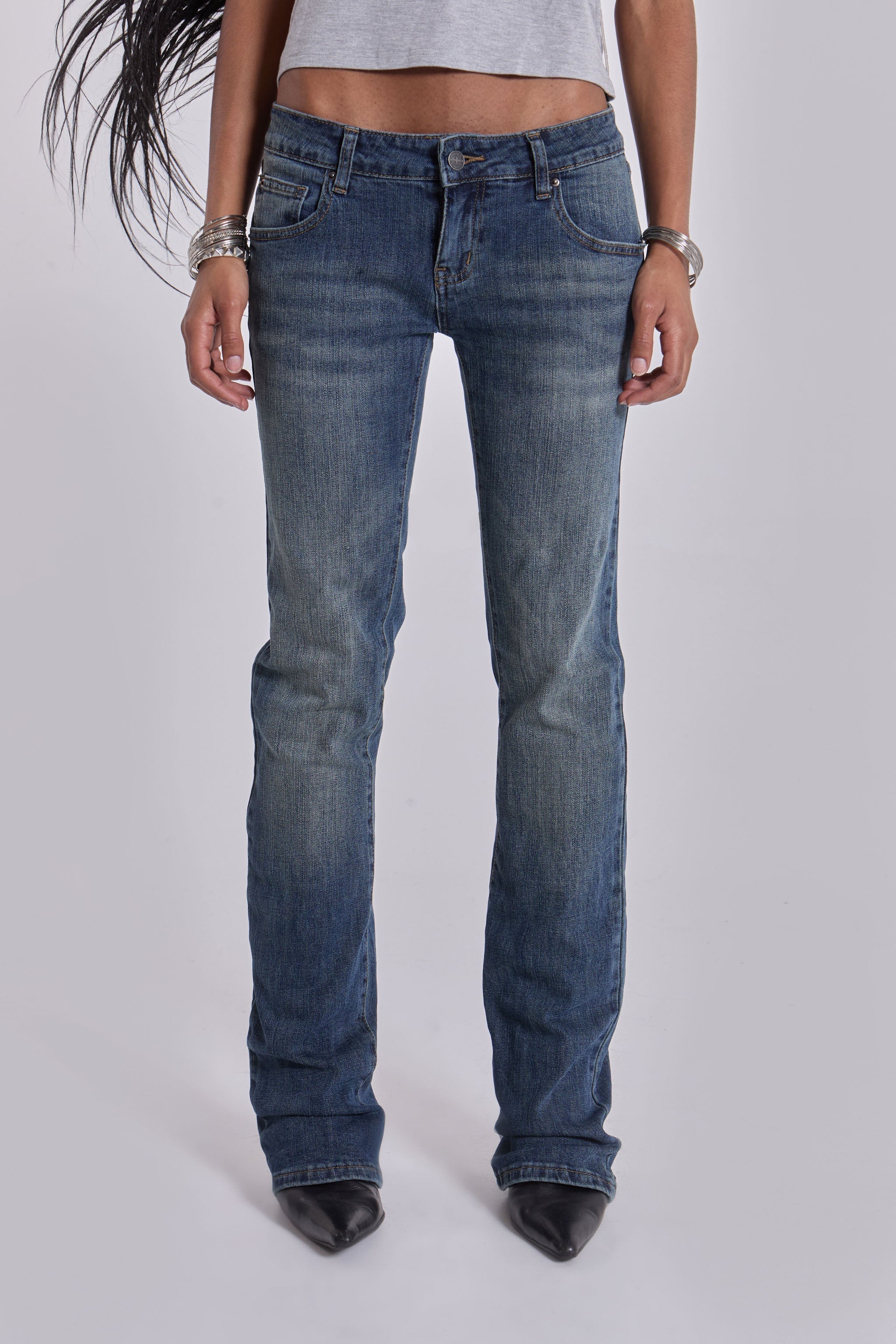 Cooper Bootcut Jeans in Mid Blue